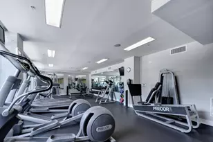 210 Lee Barton Dr, Austin, TX 78704 - Photo 25