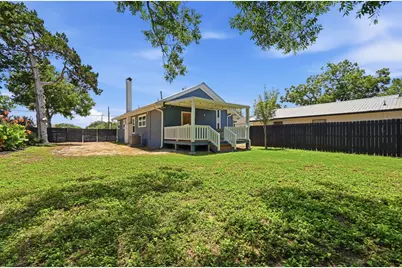 811/ 813 S Commerce Street, Lockhart, TX 78644 - Photo 29
