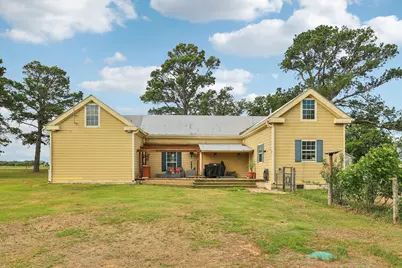 1200 County Road 211, Giddings, TX 78942 - Photo 25