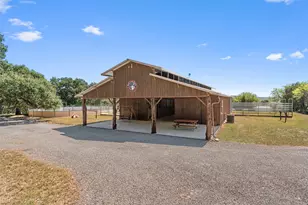 235 Chestnut Crossing, Burnet, TX 78611 - Photo 37