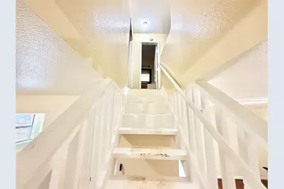 6257 Manor Road #B, Austin, TX 78723 - Photo 17