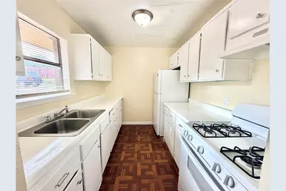 6257 Manor Road #B, Austin, TX 78723 - Photo 7