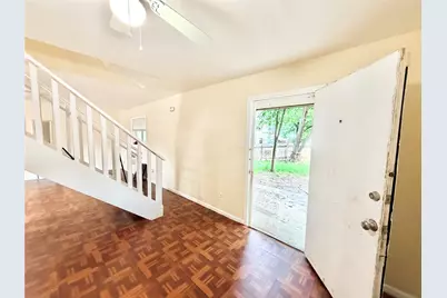 6257 Manor Road #B, Austin, TX 78723 - Photo 11