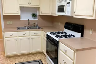 1031 E 44th St, Austin, TX 78751 - Photo 13