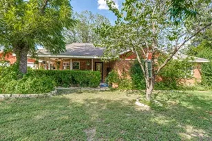1035 Palomino Rd, Kyle, TX 78640 - Photo 3