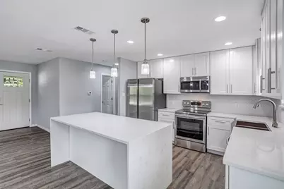 1708 Woodcrest Drive, Marble Falls, TX 78654 - Photo 15
