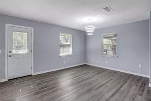 1708 Woodcrest Dr, Marble Falls, TX 78654 - Photo 11