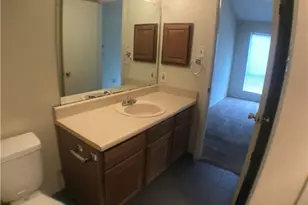 806 W 24th St, Austin, TX 78705 - Photo 9