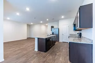 14500 Fitzgibbon Dr, Austin, TX 78725 - Photo 9