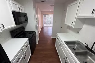 11620 Argonne Forest Trail, Austin, TX 78759 - Photo 5