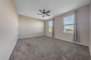 6421 Graymont Dr, Austin, TX 78754 - Photo 15