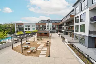 2209 S 1st St, Austin, TX 78704 - Photo 13