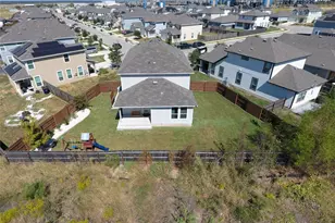 236 Blue Agate Ct, Jarrell, TX 76537 - Photo 25