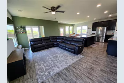 236 Blue Agate Court, Jarrell, TX 76537 - Photo 5