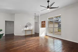 1014 Hackberry Dr, Pflugerville, TX 78660 - Photo 5