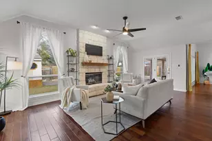 1014 Hackberry Dr, Pflugerville, TX 78660 - Photo 11