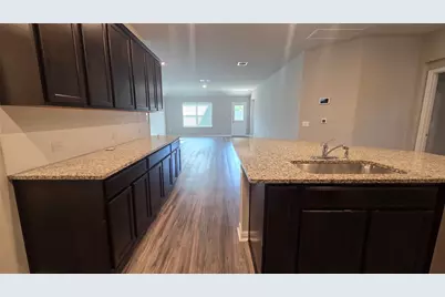 137 Arrowhead Vine Street, Leander, TX 78641 - Photo 9