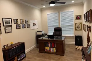 106 Calhoun Ln, Georgetown, TX 78633 - Photo 5