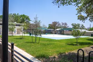 304 Stubblefield Ln, Liberty Hill, TX 78642 - Photo 23