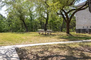 304 Stubblefield Ln, Liberty Hill, TX 78642 - Photo 17