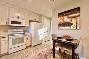 304 Stubblefield Ln, Liberty Hill, TX 78642 - Photo 9