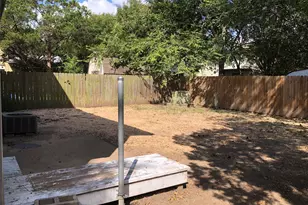 718 Decker Prairie Dr, Austin, TX 78748 - Photo 5