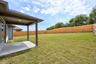 313 Sepulveda St, Hutto, TX 78634 - Photo 31