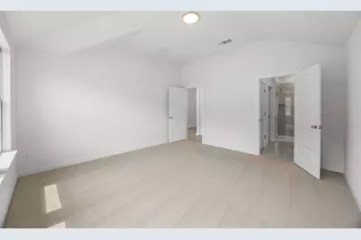 313 Sepulveda Street, Hutto, TX 78634 - Photo 17