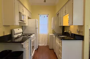 303 W 35th St, Austin, TX 78705 - Photo 5