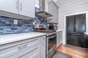 300 Herrin St, Coupland, TX 78615 - Photo 9