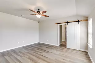 406 Camellia Dr, Hutto, TX 78634 - Photo 17