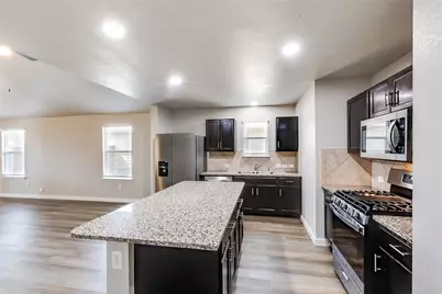 406 Camellia Drive, Hutto, TX 78634 - Photo 13