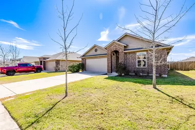 406 Camellia Drive, Hutto, TX 78634 - Photo 3