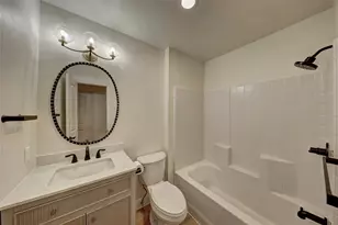 11112 Parkfield Dr, Austin, TX 78758 - Photo 7