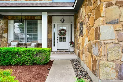 112 Hobby Horse, Liberty Hill, TX 78642 - Photo 3