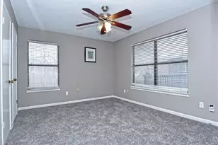 904 Walter St, Austin, TX 78702 - Photo 9