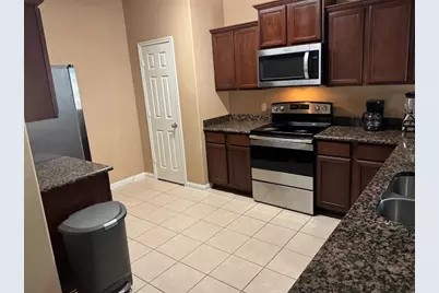 128 Robertson Lane, Jarrell, TX 76537 - Photo 5