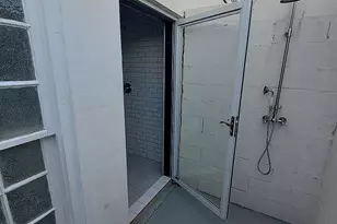 1102 Beech St, Taylor, TX 76574 - Photo 39