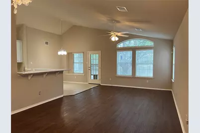 10237 Beard Avenue, Austin, TX 78748 - Photo 5