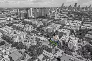 2510 San Gabriel St, Austin, TX 78705 - Photo 21