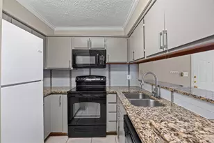 2510 San Gabriel St, Austin, TX 78705 - Photo 7