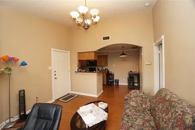 114 E 31st Street #306, Austin, TX 78705 - Photo 3