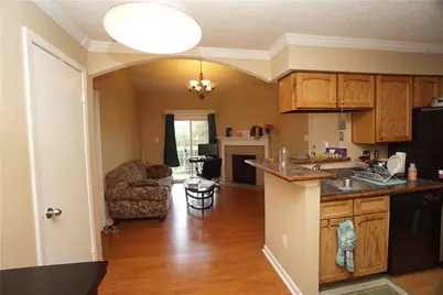 114 E 31st Street #306, Austin, TX 78705 - Photo 5