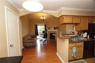 114 E 31st St, Austin, TX 78705 - Photo 5