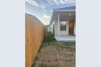516 Taggart Trail, Jarrell, TX 76537 - Photo 9