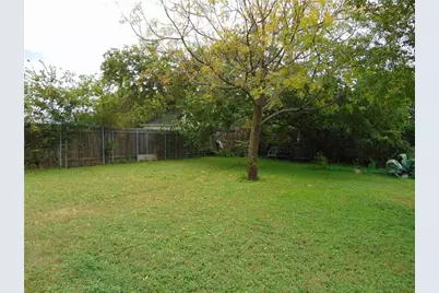 6901 Blessing Avenue, Austin, TX 78752 - Photo 13