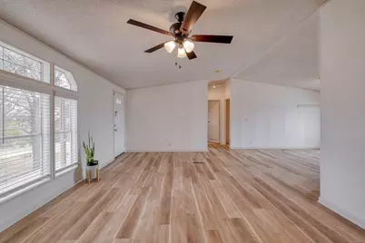 250 Rocky Road, Lockhart, TX 78644 - Photo 5