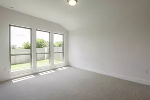 8704 Basil Hayden Ln, Austin, TX 78744 - Photo 9