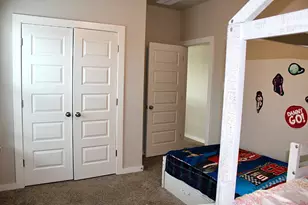 174 Gullivers Dr, Elgin, TX 78621 - Photo 17