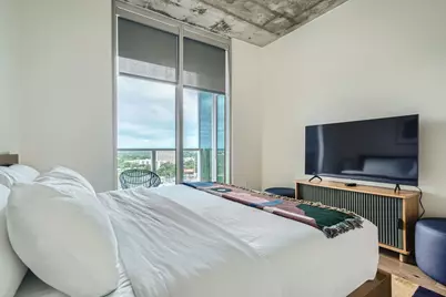48 E East Avenue #1706, Austin, TX 78701 - Photo 9